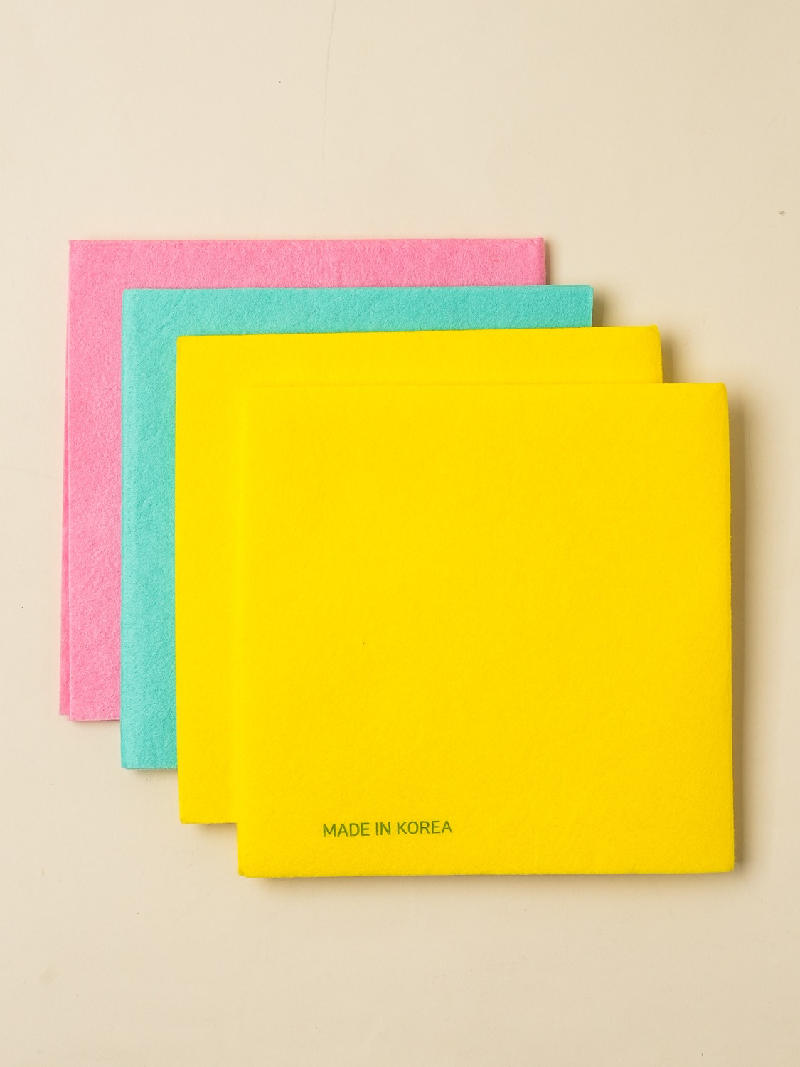 韩国制无纺布抹布 · 4片 · 국산 부직포 행주 · 4개 · Korean-made Nonwoven Dishcloths · 4 pack